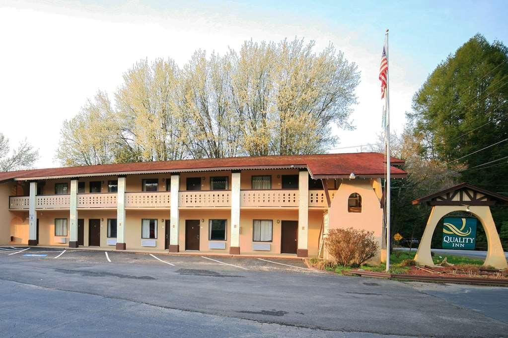 Quality Inn Downtown Helen Exteriör bild